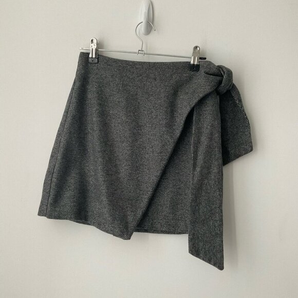 Wilfred Wrap-Front Wool Cashmere Blend Mini Skirt - Picture 9 of 9